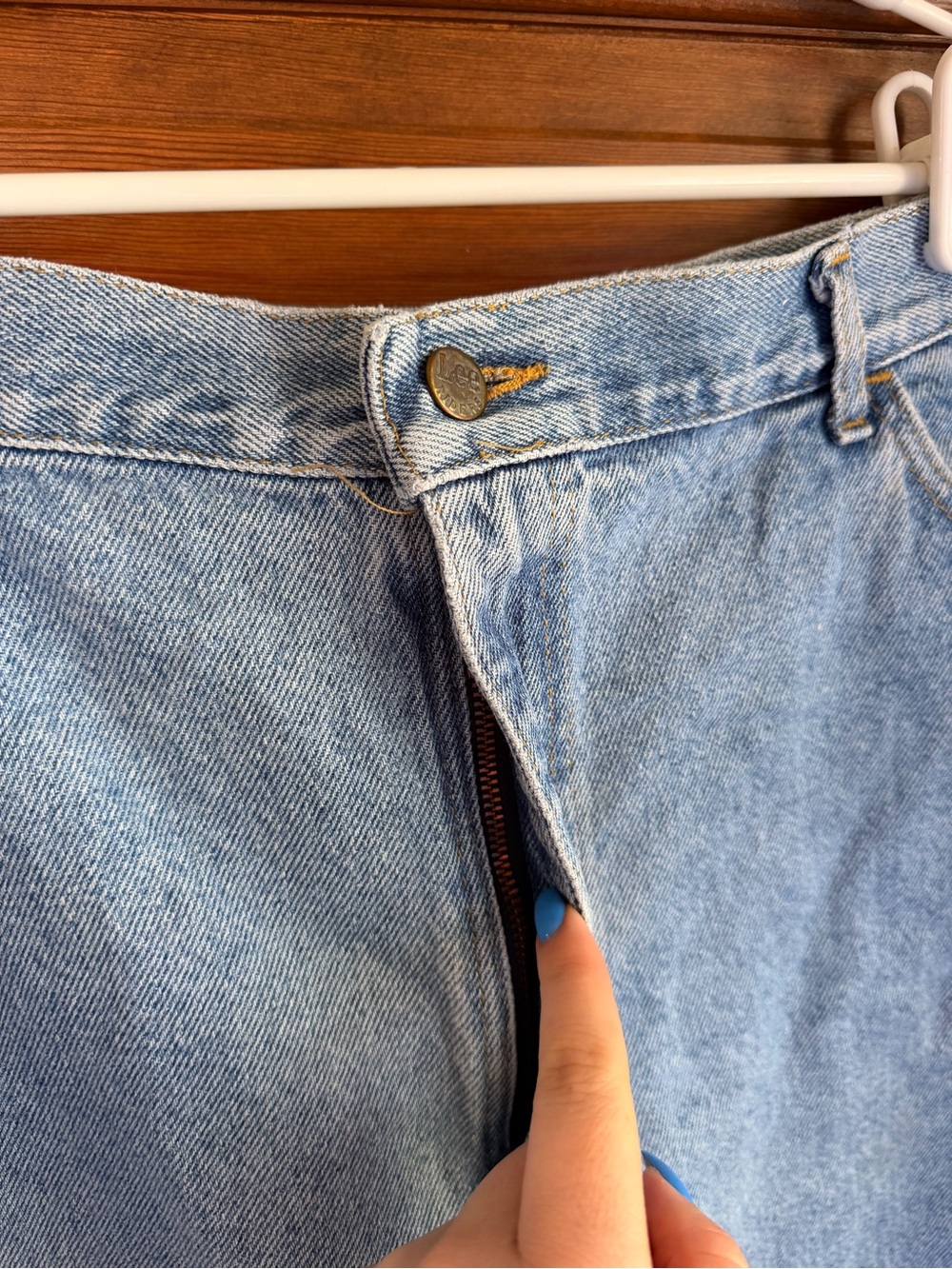 VINTAGE LEE DENIM SHORTS - Picture 3 of 4